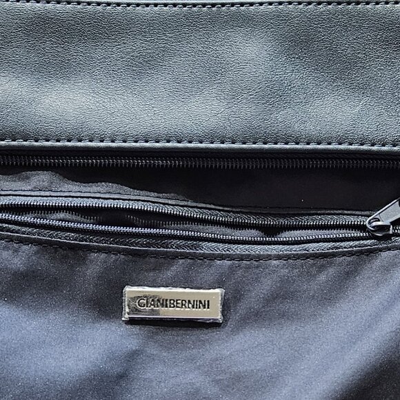 Giana Bernini Black Crossbody Organizer Purse - Picture 11 of 11